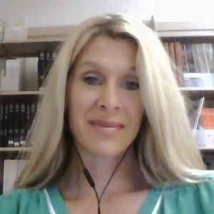 Meet your Posher, Denise